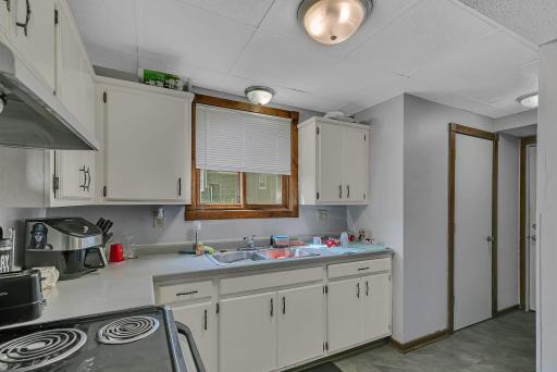153 10th Avenue N, Waite Park, MN 56387