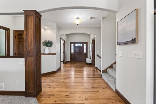 7472 Olive Lane N, Maple Grove, MN 55311