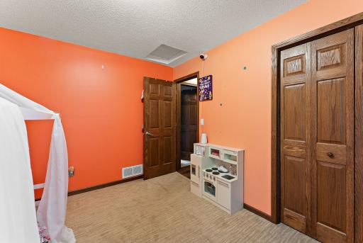 2057 64th Street, Saint Paul, MN 55110