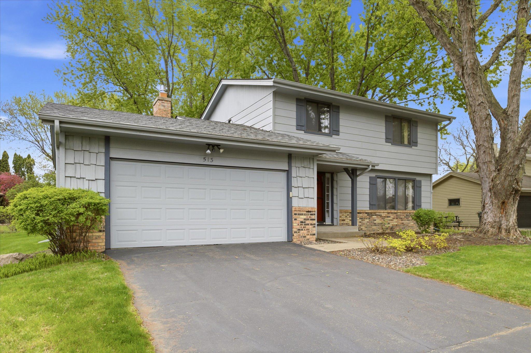 From the inviting curb appeal to the spacious layout inside, this home offers comfort, function, and a location you’ll enjoy for years to come.