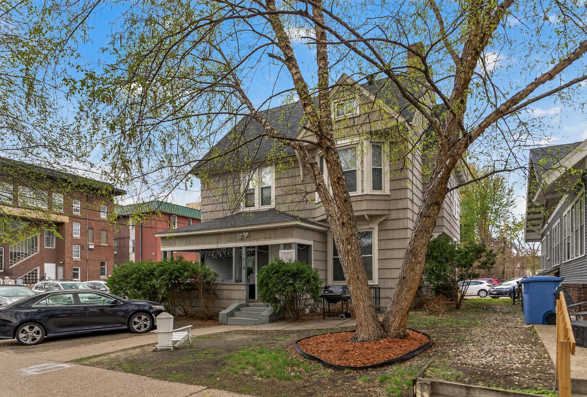 Property photo for 319 12th Avenue SE, Minneapolis, MN 55414