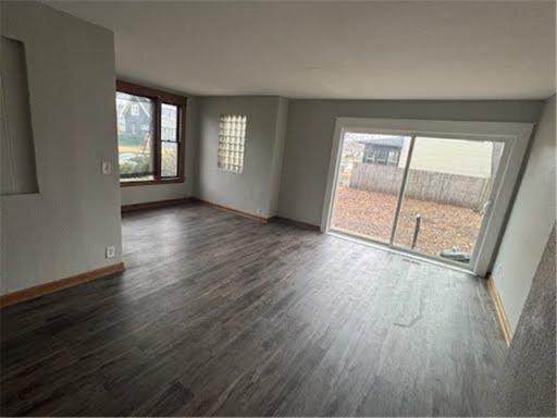 216 5th Avenue S, South Saint Paul, MN 55075