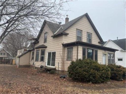 216 5th Avenue S, South Saint Paul, MN 55075