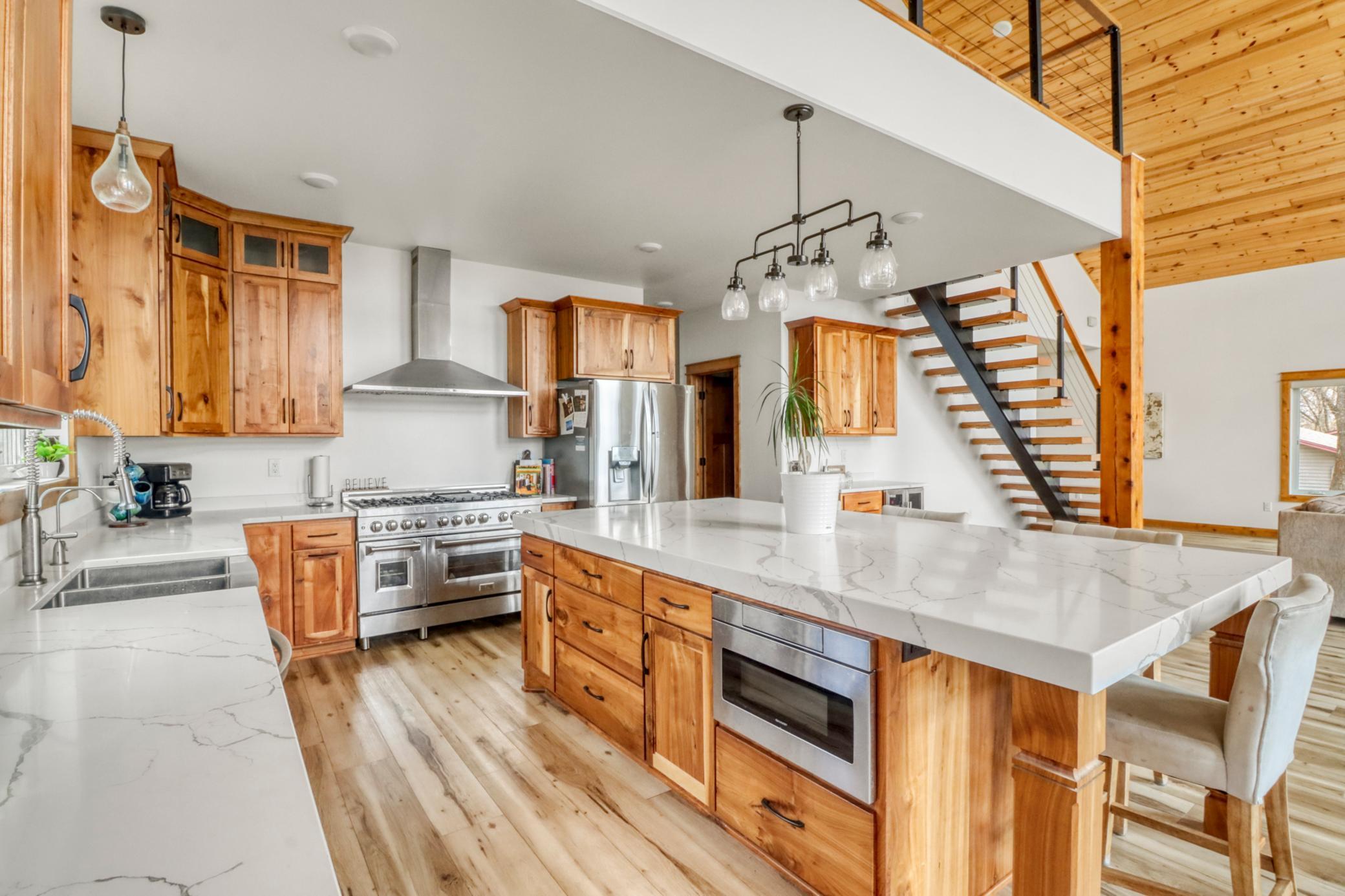 Kitchen1_4.JPG