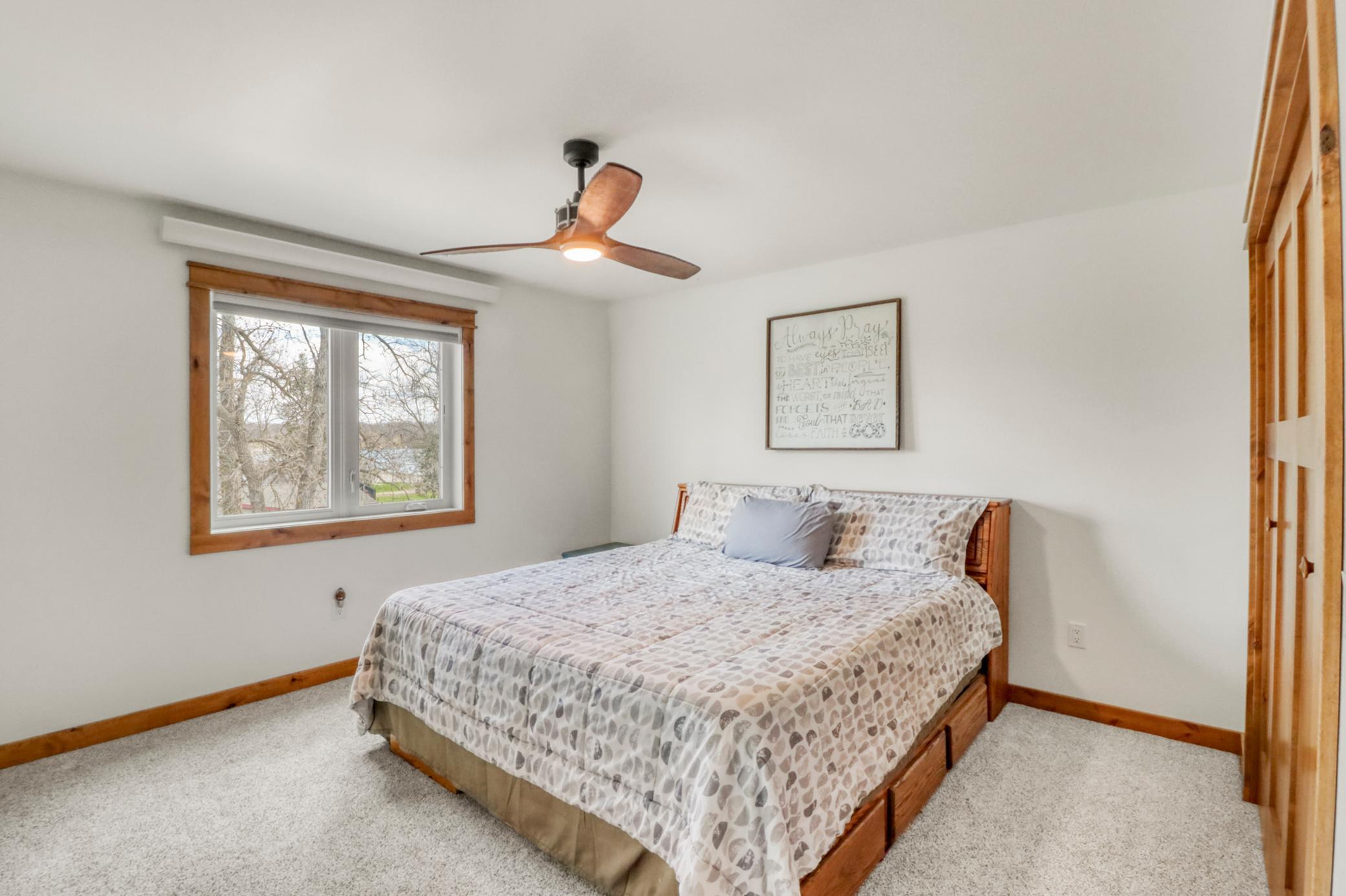 Upstairs Bedroom3_1.JPG