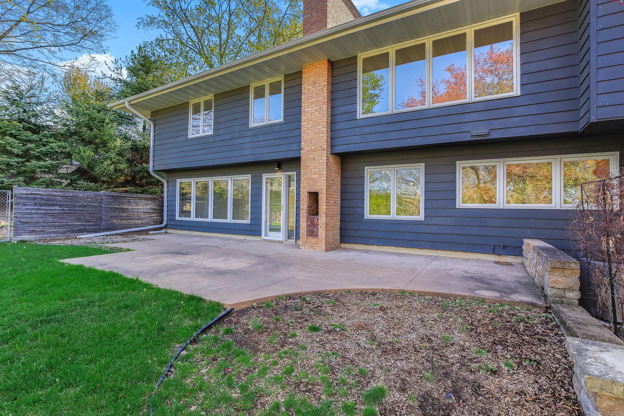 47-web-or-mls-323-Burntside-Dr-47.jpg