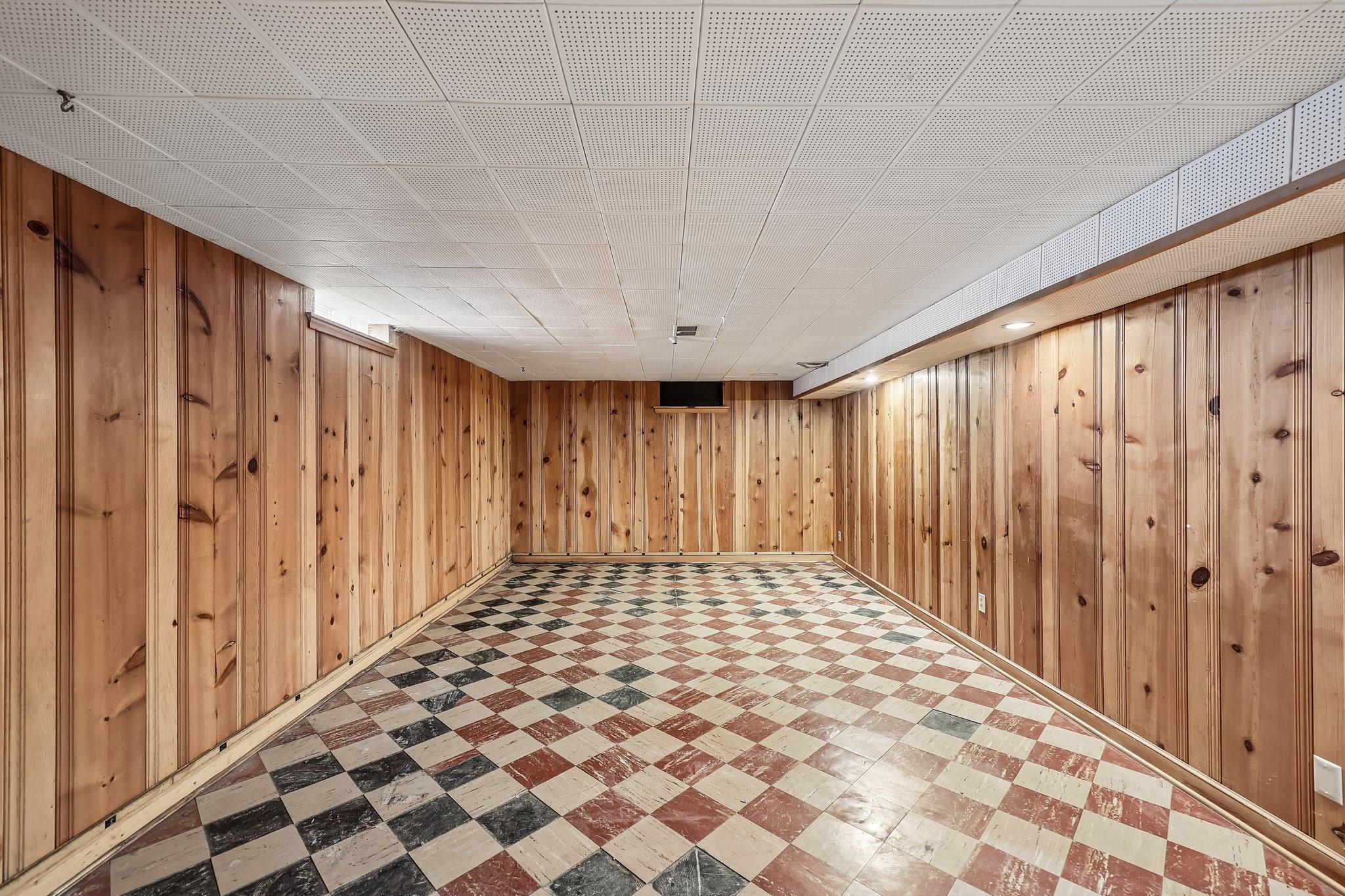 28-web-or-mls-Lilac Dr-S2604-037.jpg