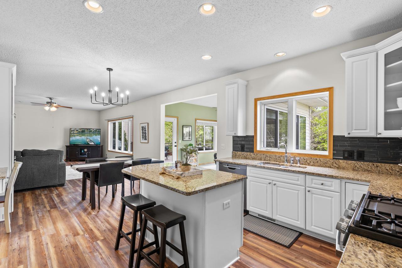 Spacious center island perfect for prep and gathering