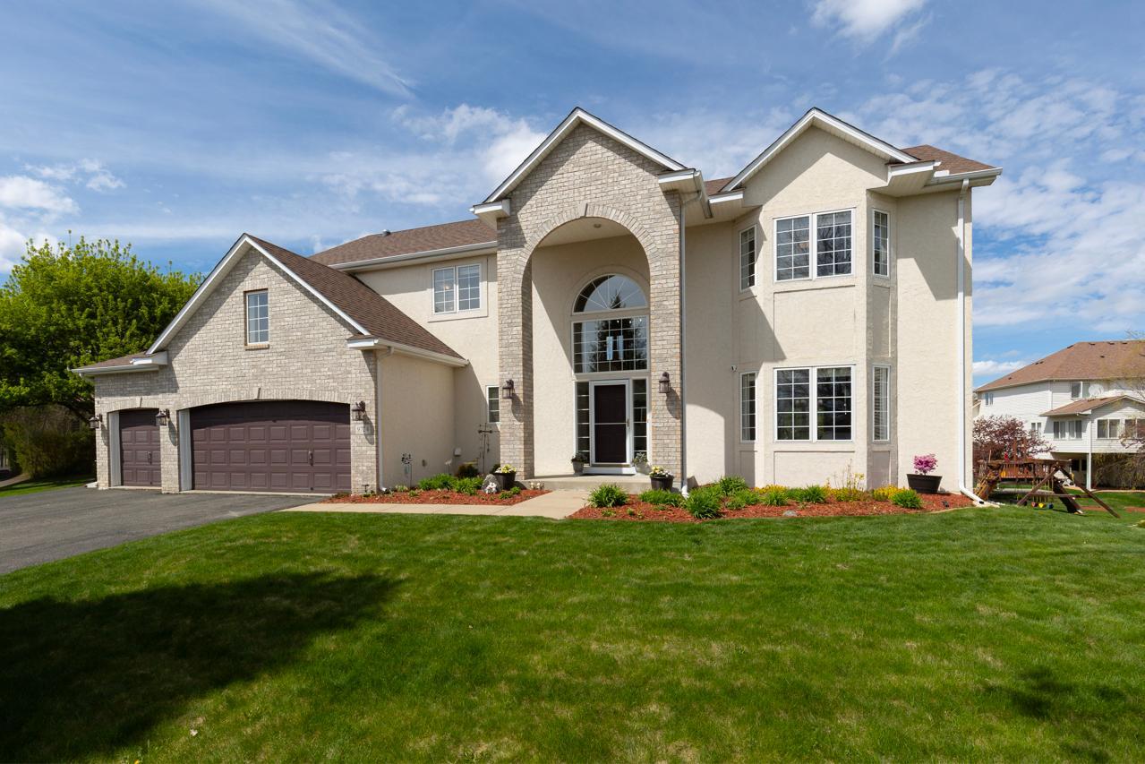 Convenient access to shopping, dining, and everyday amenities