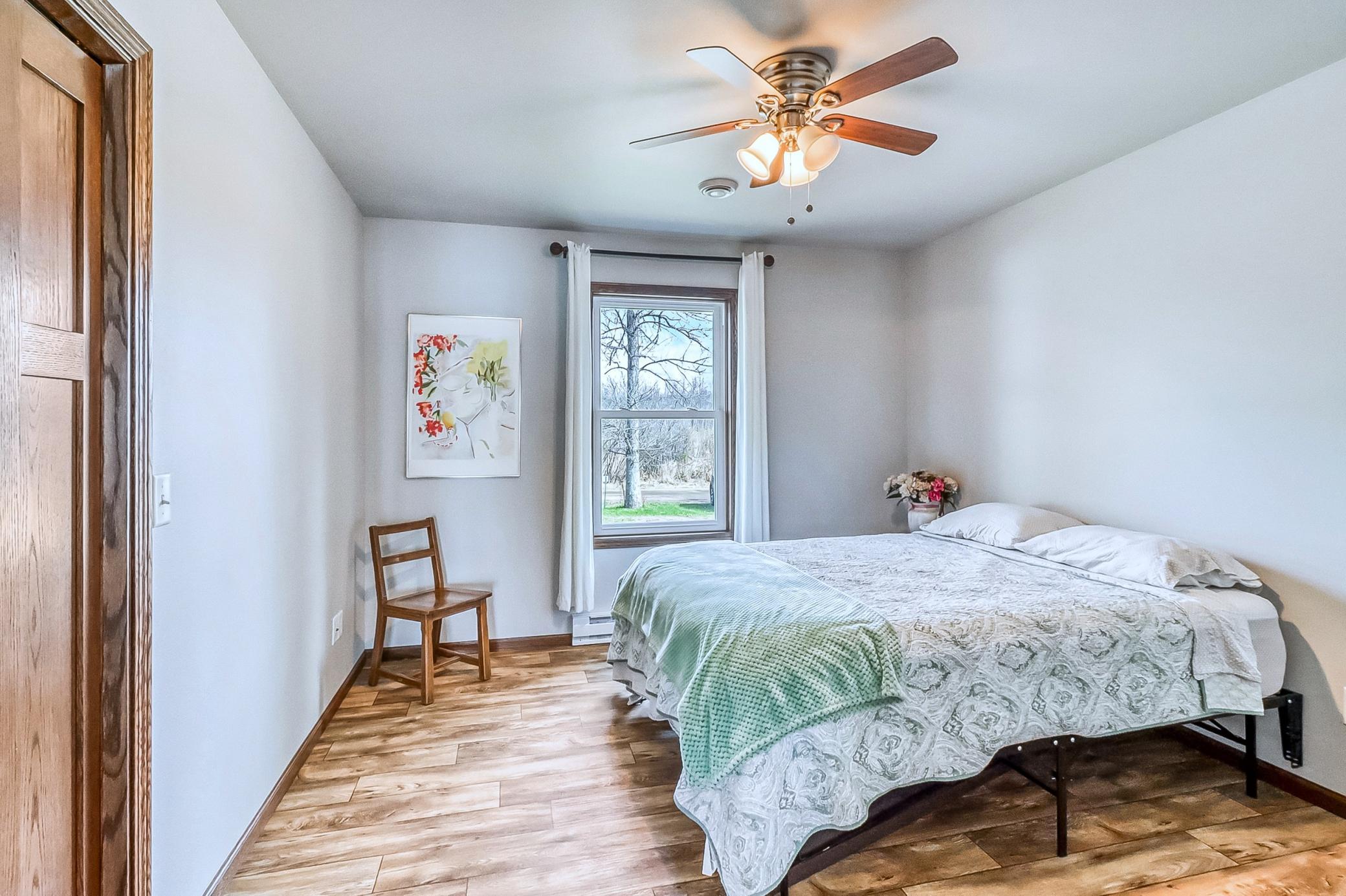 Bedroom2_1.jpg