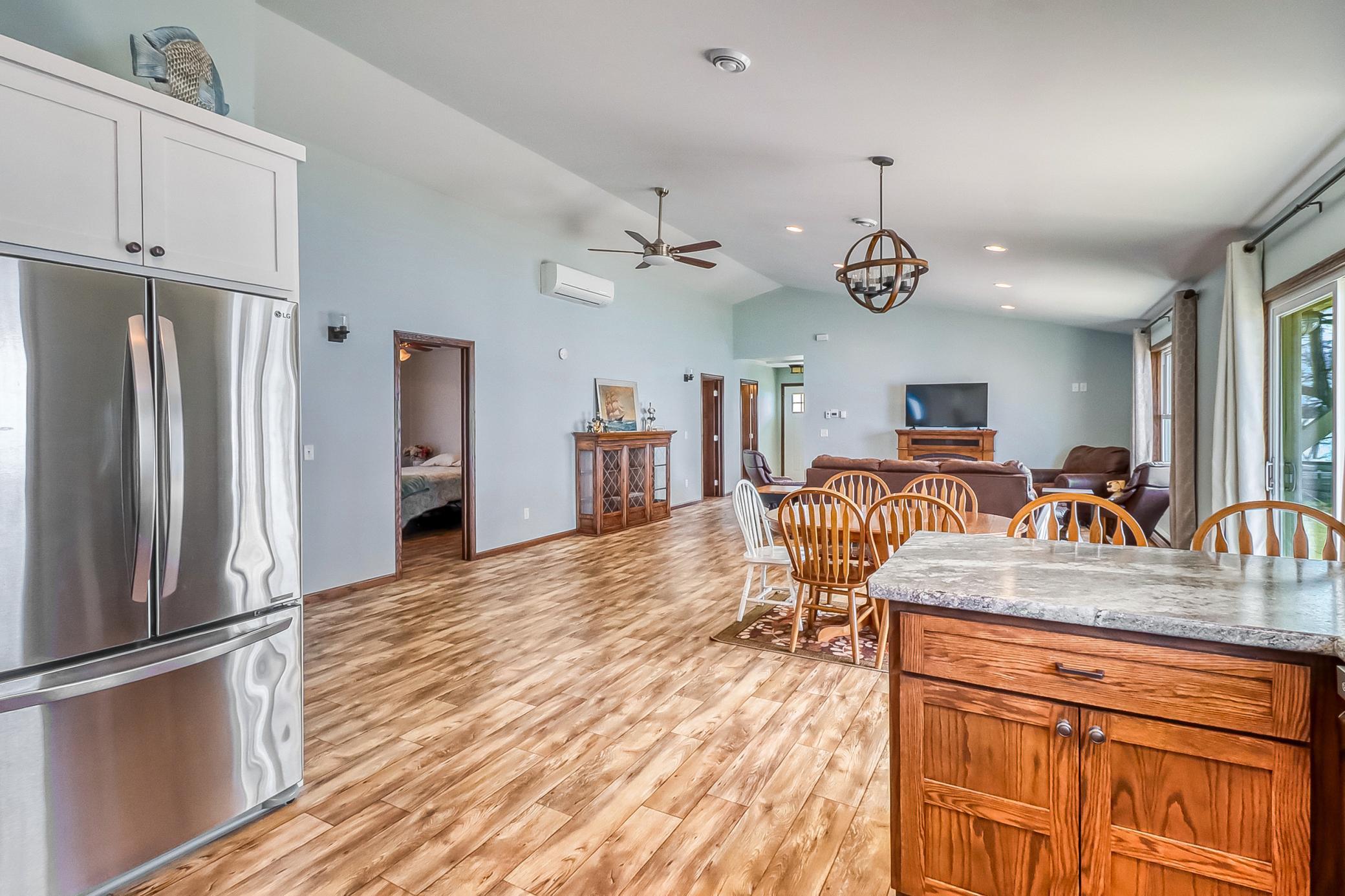 Kitchen1_6.jpg