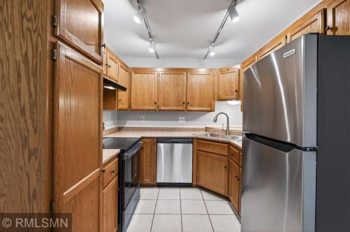 400 Shelard Parkway, 203, Saint Louis Park, MN 55426