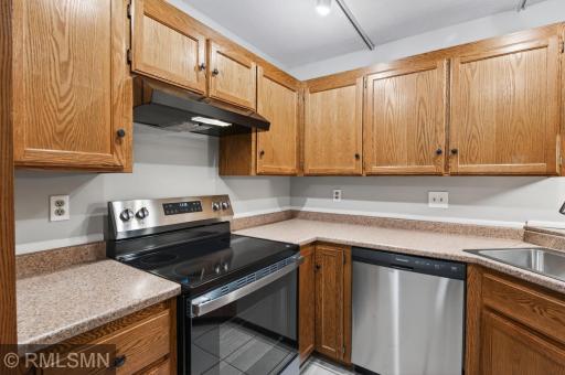 400 Shelard Parkway, 203, Saint Louis Park, MN 55426