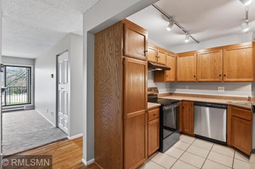 400 Shelard Parkway, 203, Saint Louis Park, MN 55426