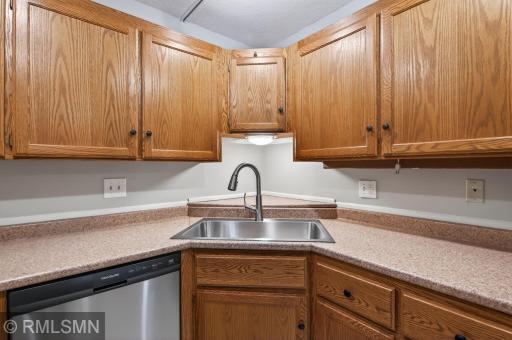 400 Shelard Parkway, 203, Saint Louis Park, MN 55426