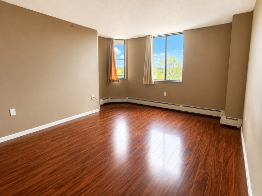 6500 Woodlake Drive, 707, Richfield, MN 55423