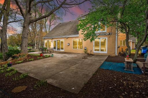 799 Heinel Drive, Saint Paul, MN 55113