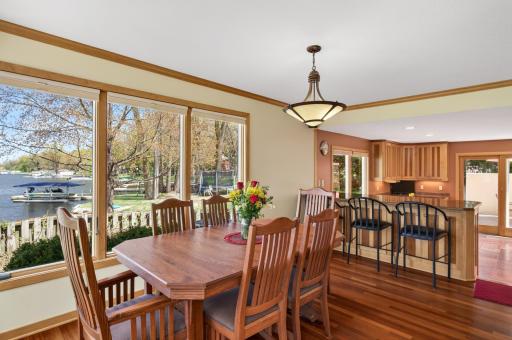 799 Heinel Drive, Saint Paul, MN 55113