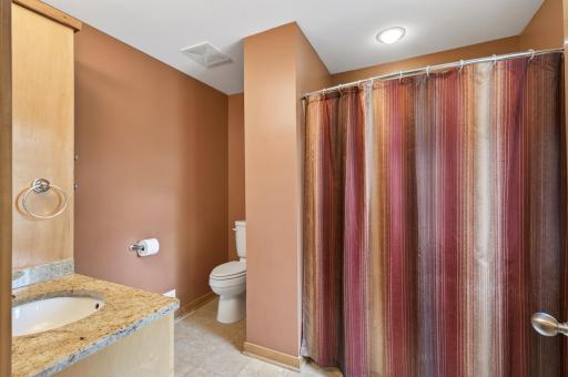 799 Heinel Drive, Saint Paul, MN 55113