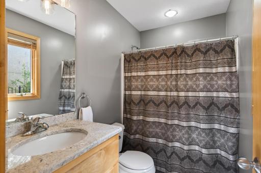 799 Heinel Drive, Saint Paul, MN 55113