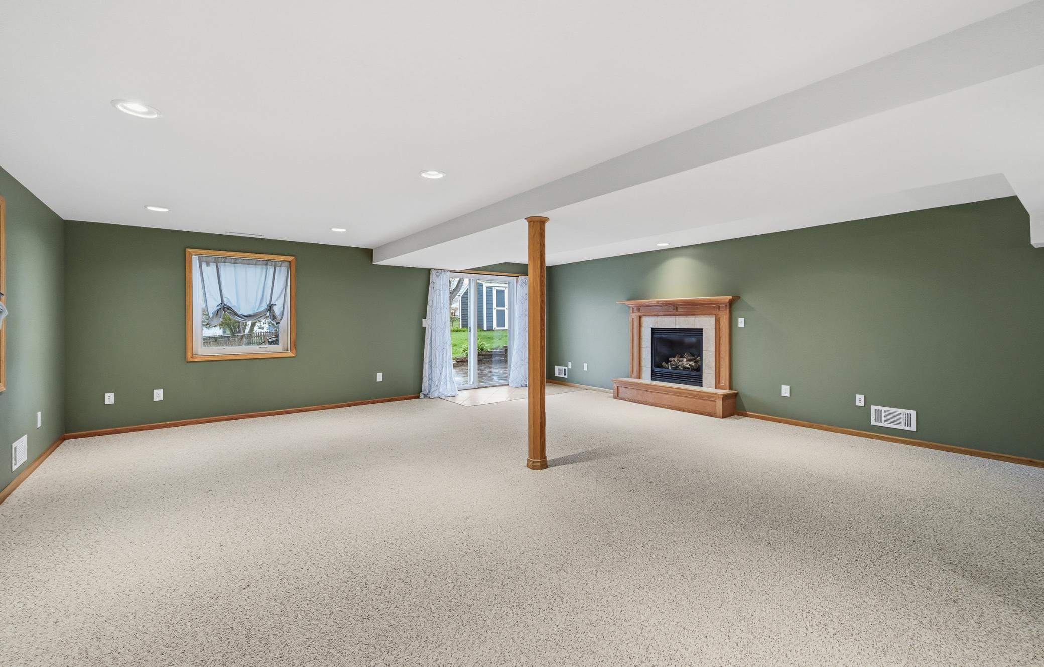 Family Room/Walkout Basement