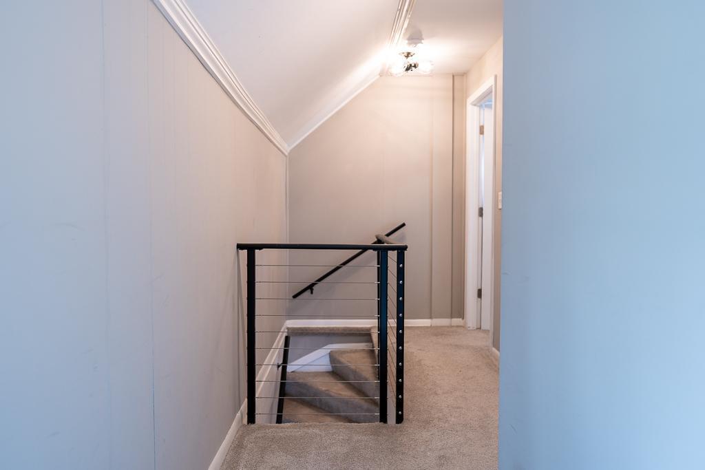 1124 5th St NE-12.jpg