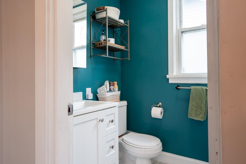 1124 5th St NE-9.jpg