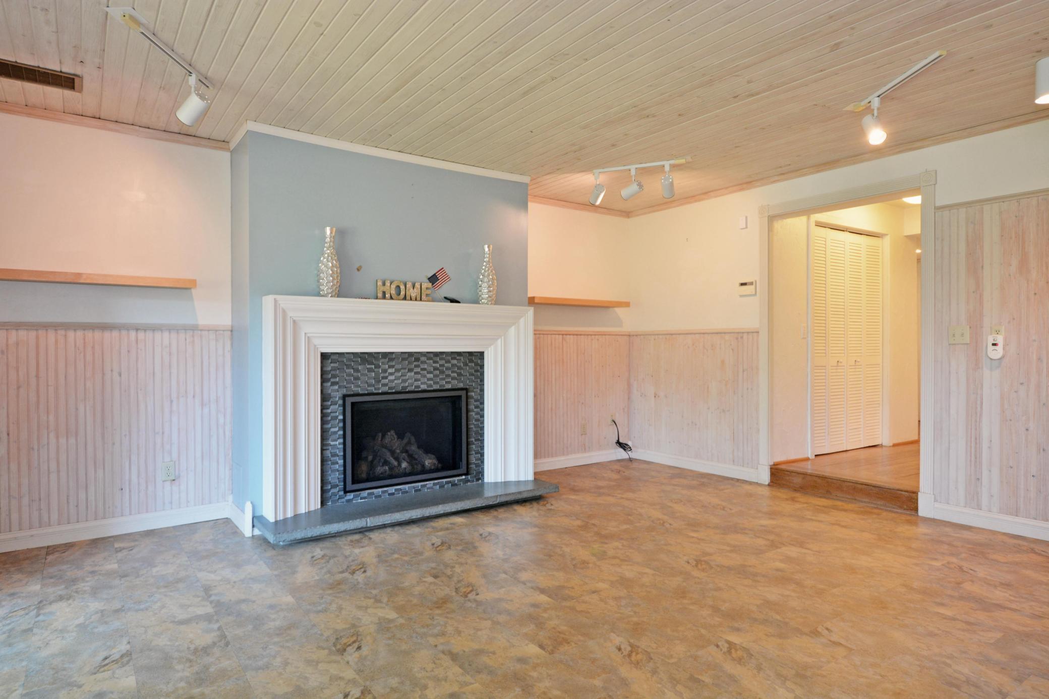 9588 County Rd 5 30.jpg