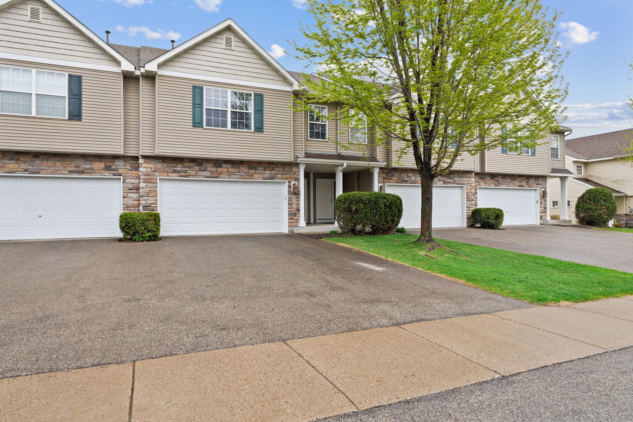 1761 Philipp Drive-Well maintained community located in the expanding city of Shakopee, Minnesota.