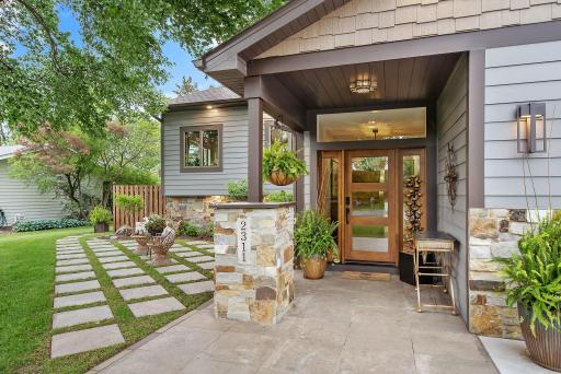 2311 Swan Drive, Saint Paul, MN 55120