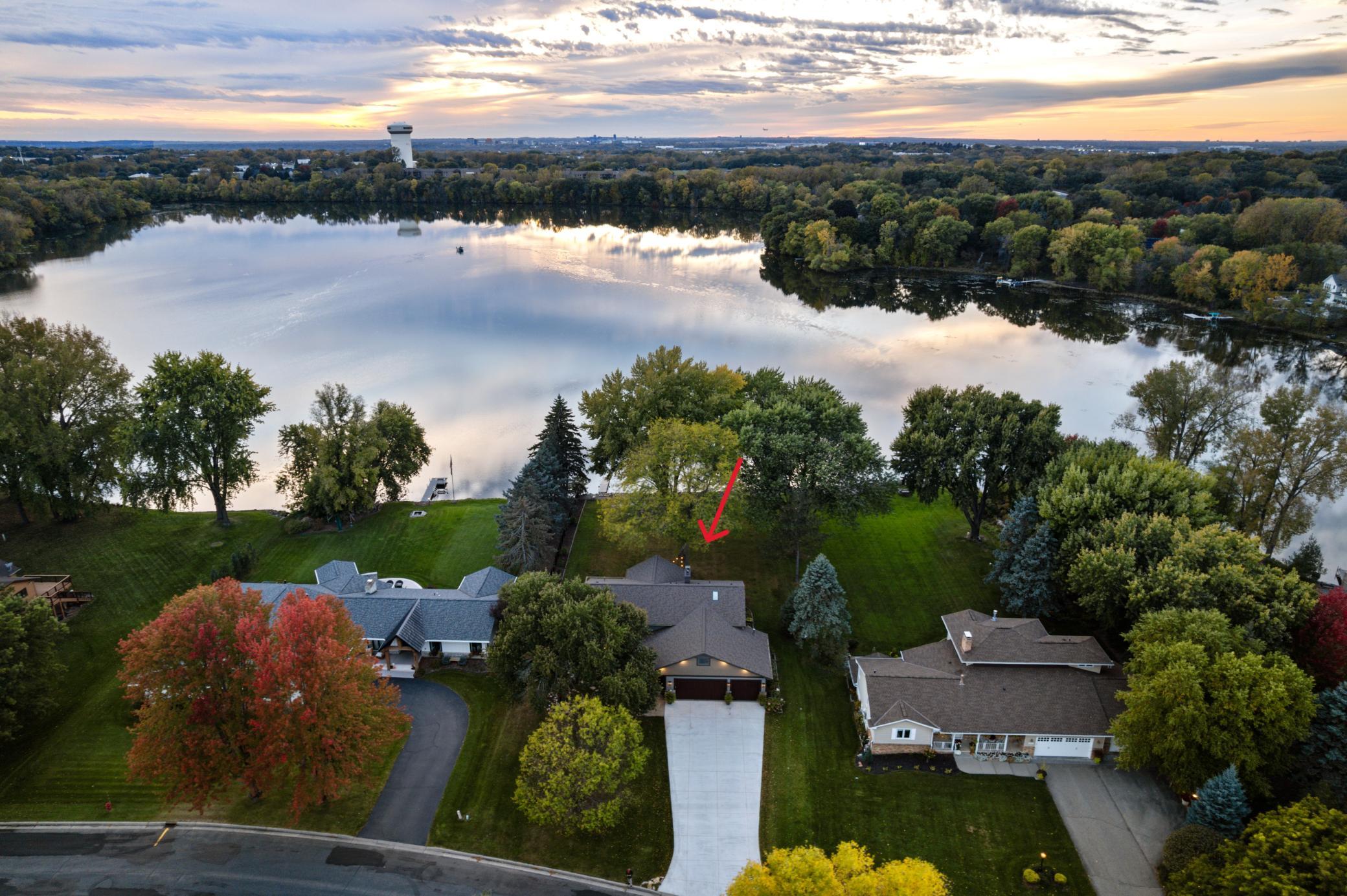 Vivid Spaces_2311 Swan Dr, Twilights_09.jpg