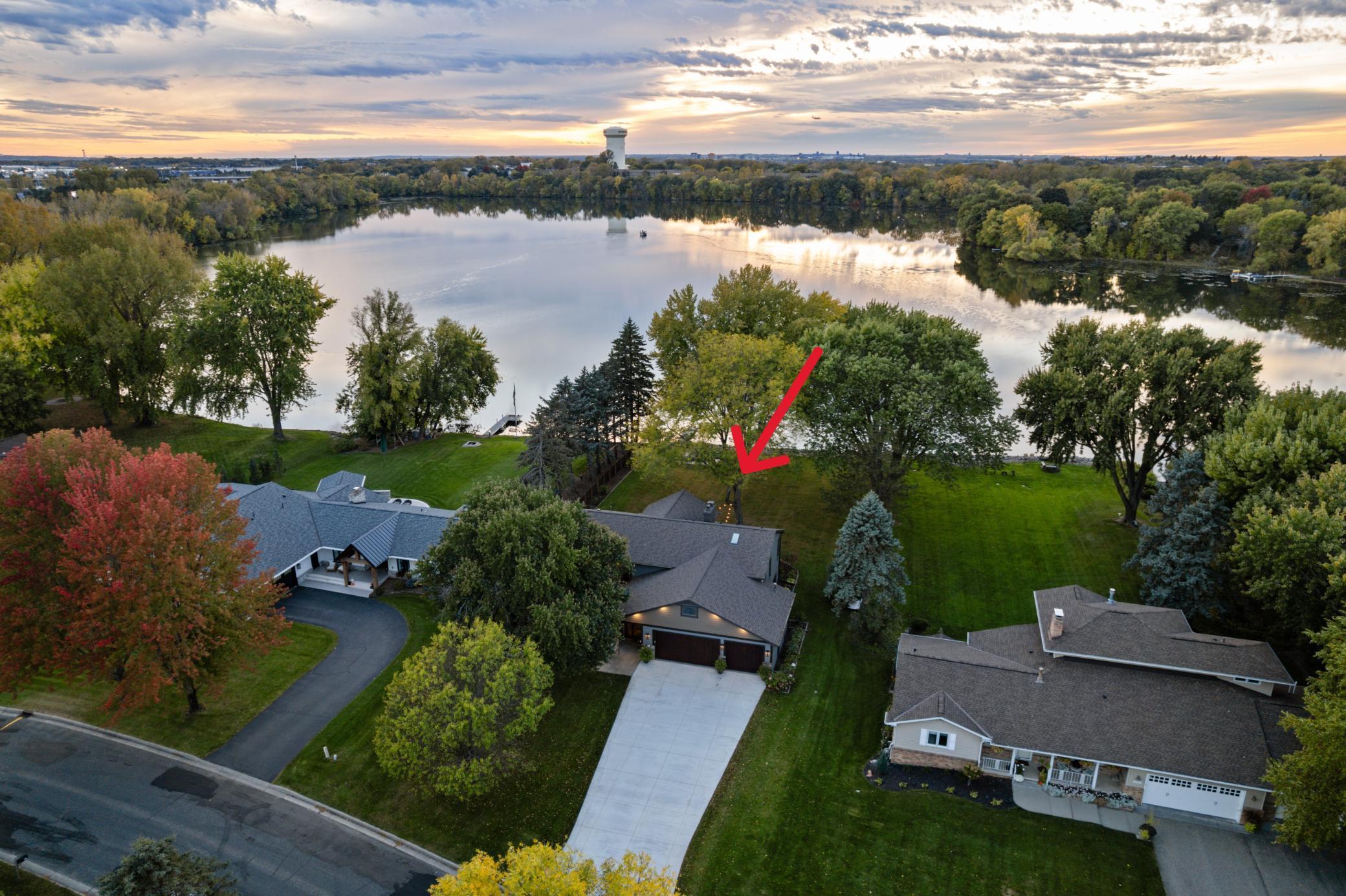 A Mendota Heights retreat that feels like a vacation every day- sunsets steal the show & the setting does the rest. Set on 1.6 acres with 100 feet of rip-rap shoreline. a top to bottom renovation completed in January 2025.