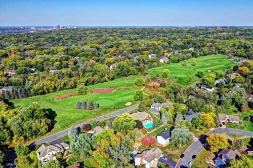 Nearby Mendakota Golf Course and Country Club.