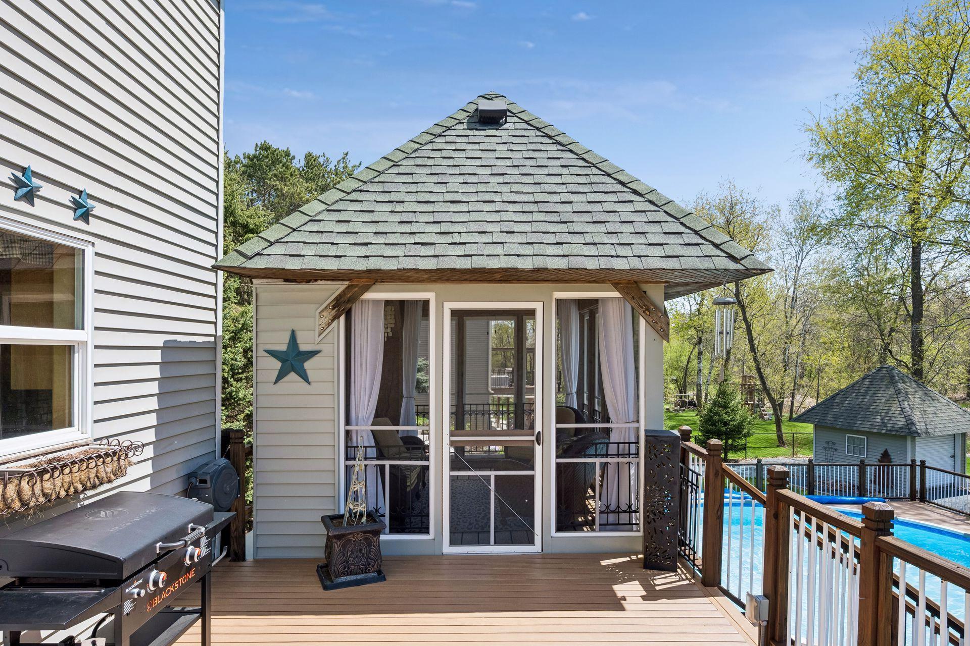 3 Season Screen Porch