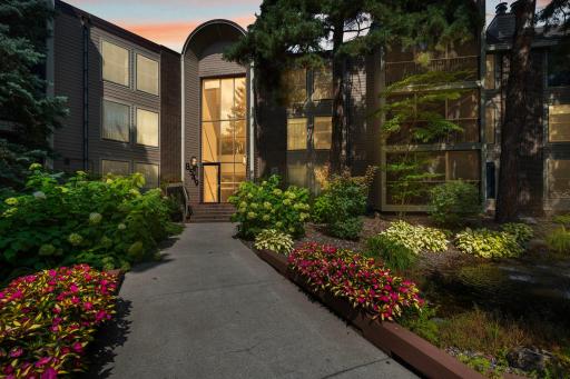 8549 Irwin Road, 239, Bloomington, MN 55437