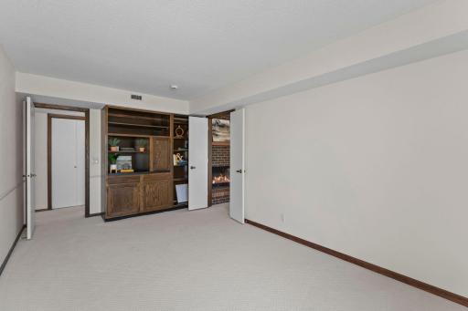 8549 Irwin Road, 239, Bloomington, MN 55437