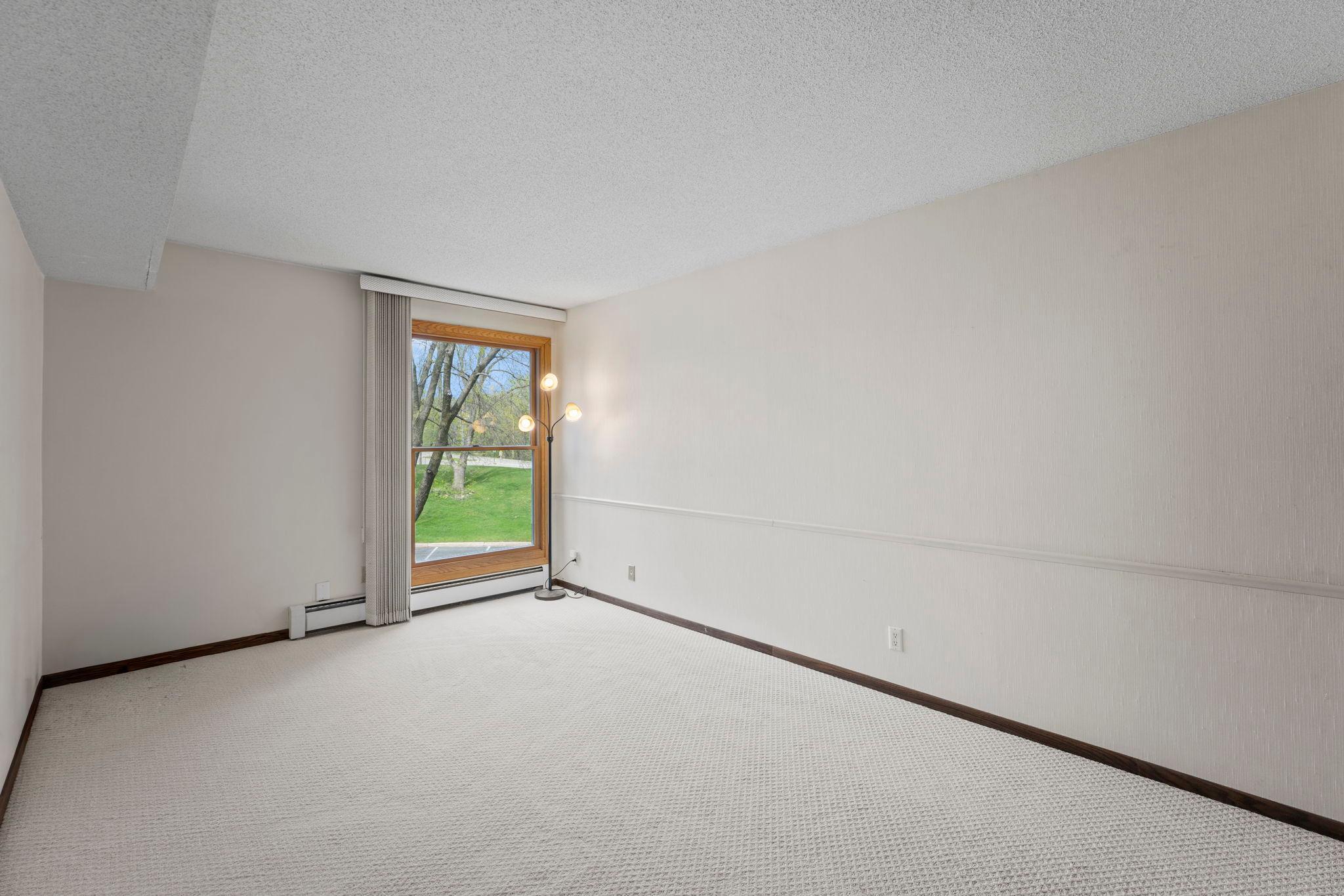 3rd bedroom (optional den or office)