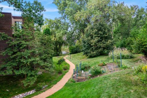 8549 Irwin Road, 239, Bloomington, MN 55437