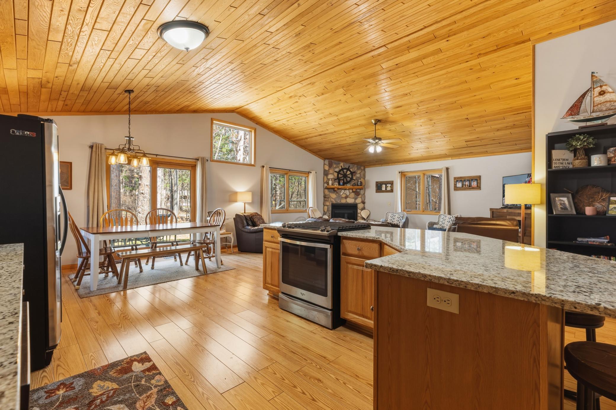 Open Concept Floor Plan!