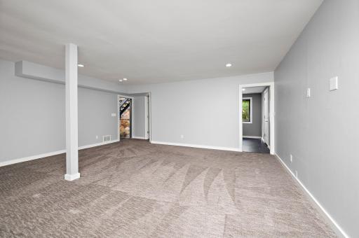 11324 Fetterly Road W, Minnetonka, MN 55305
