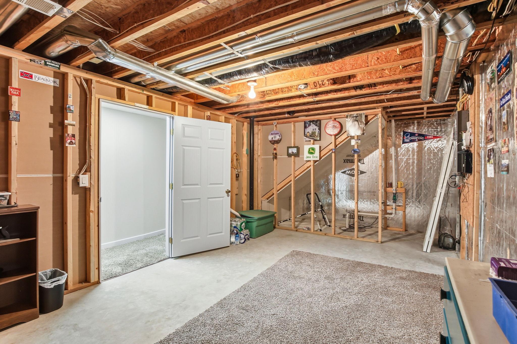 Huge storage in addition to utility room