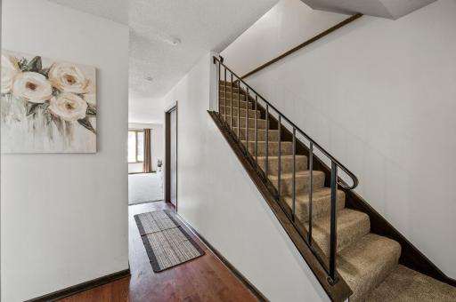 7501 62nd Court N, Minneapolis, MN 55428