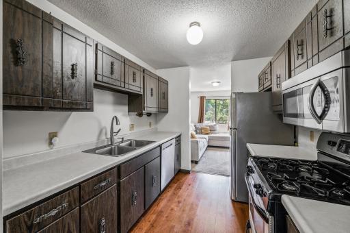 7501 62nd Court N, Minneapolis, MN 55428