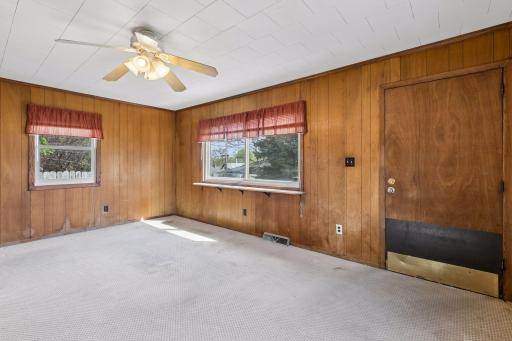 342 Front Avenue, Saint Paul, MN 55117