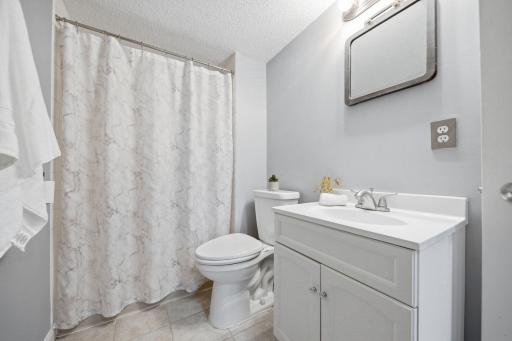 14381 92nd Avenue N, Maple Grove, MN 55369