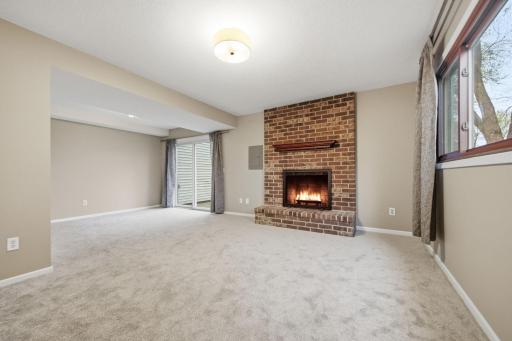 14381 92nd Avenue N, Maple Grove, MN 55369