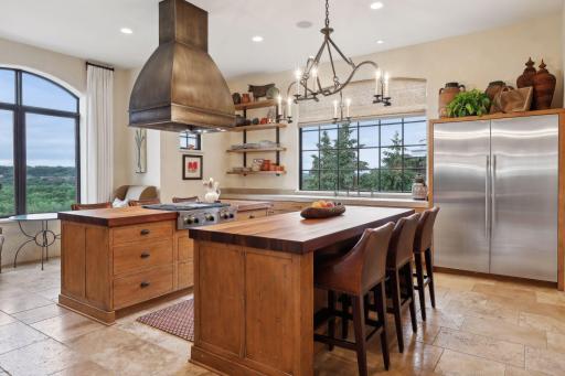 1226 Sibley Memorial Highway, Mendota Heights, MN 55150