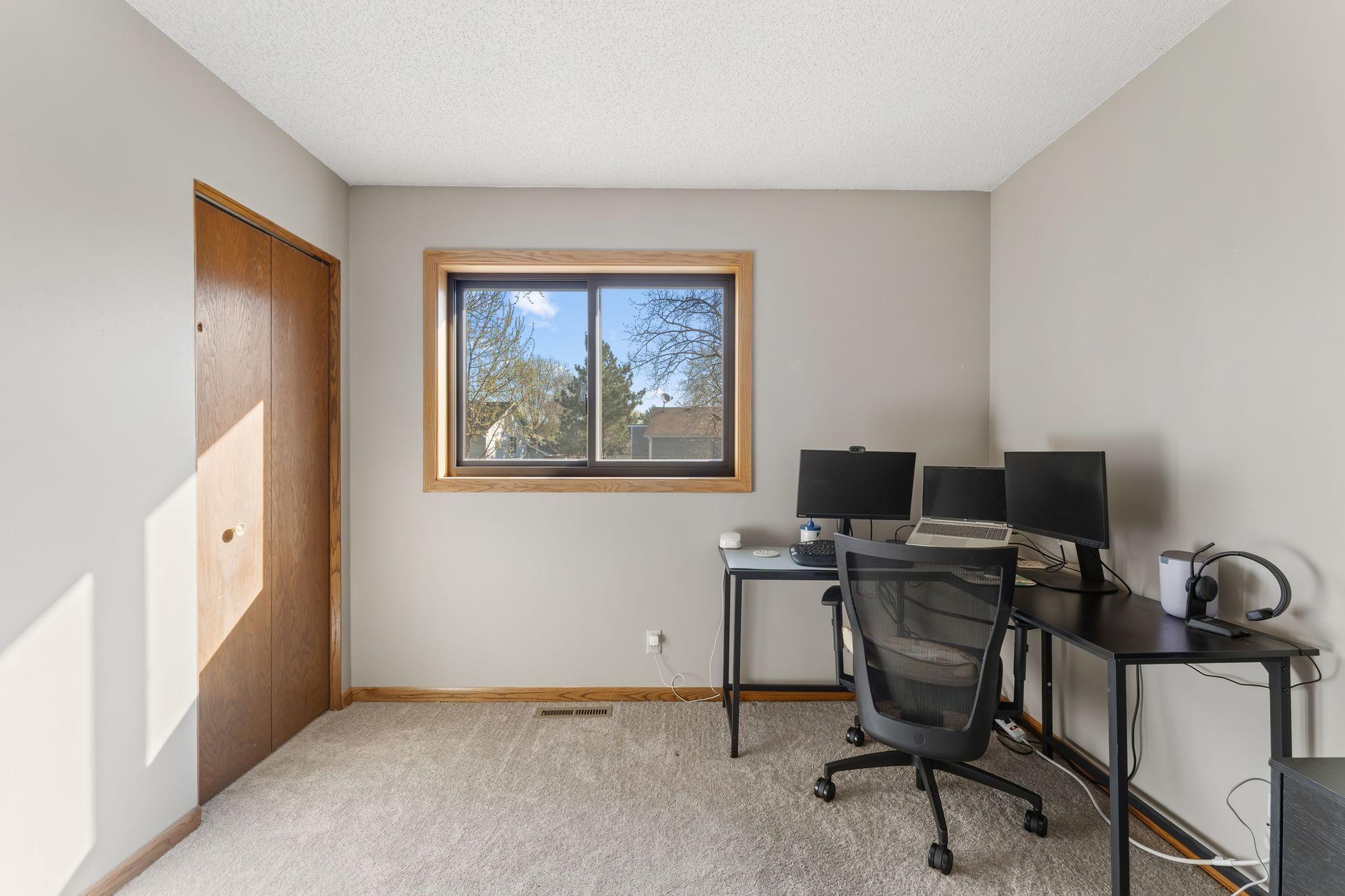 Bedroom 3/Office