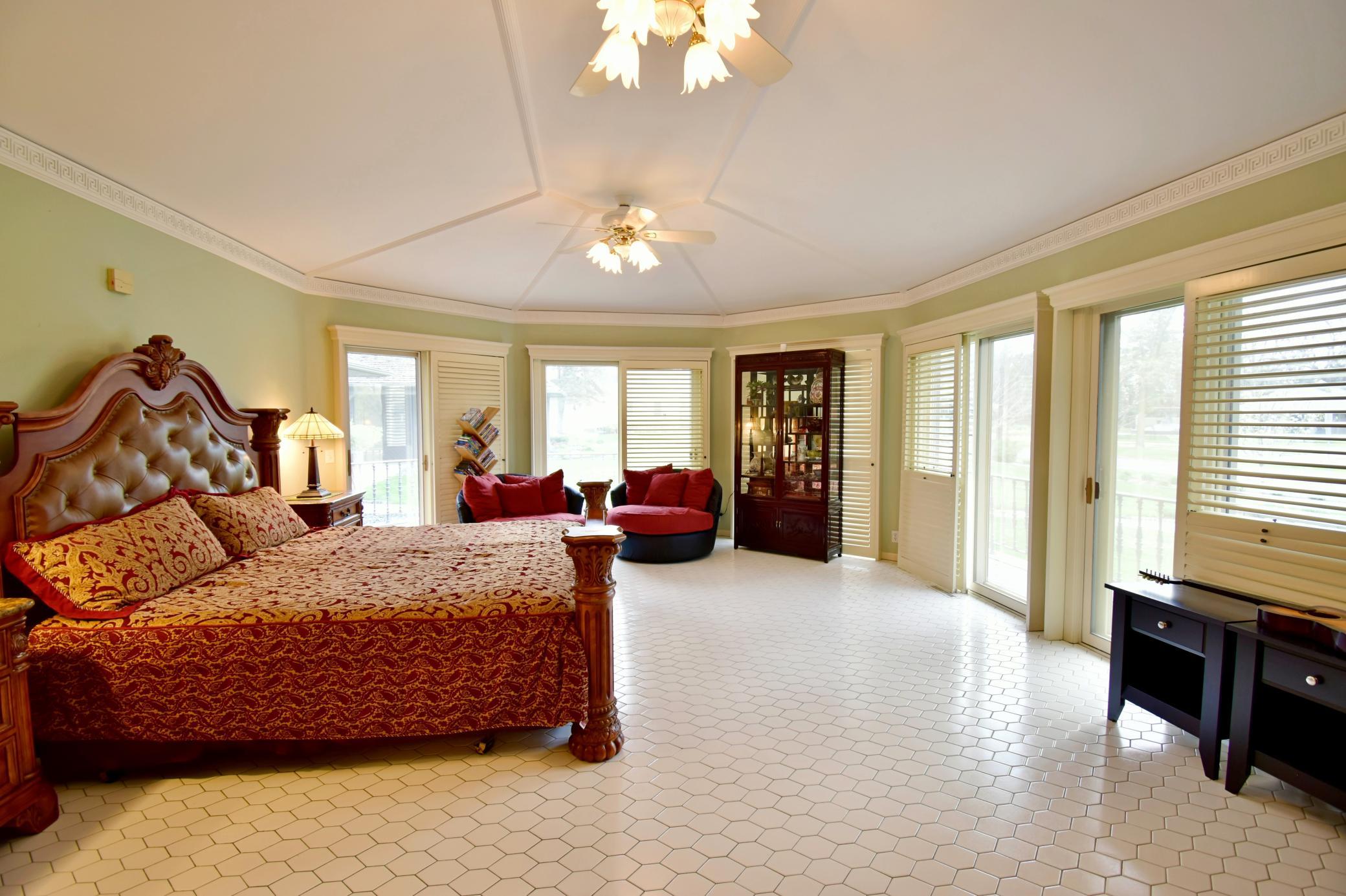 bed 1 with walkout to patio