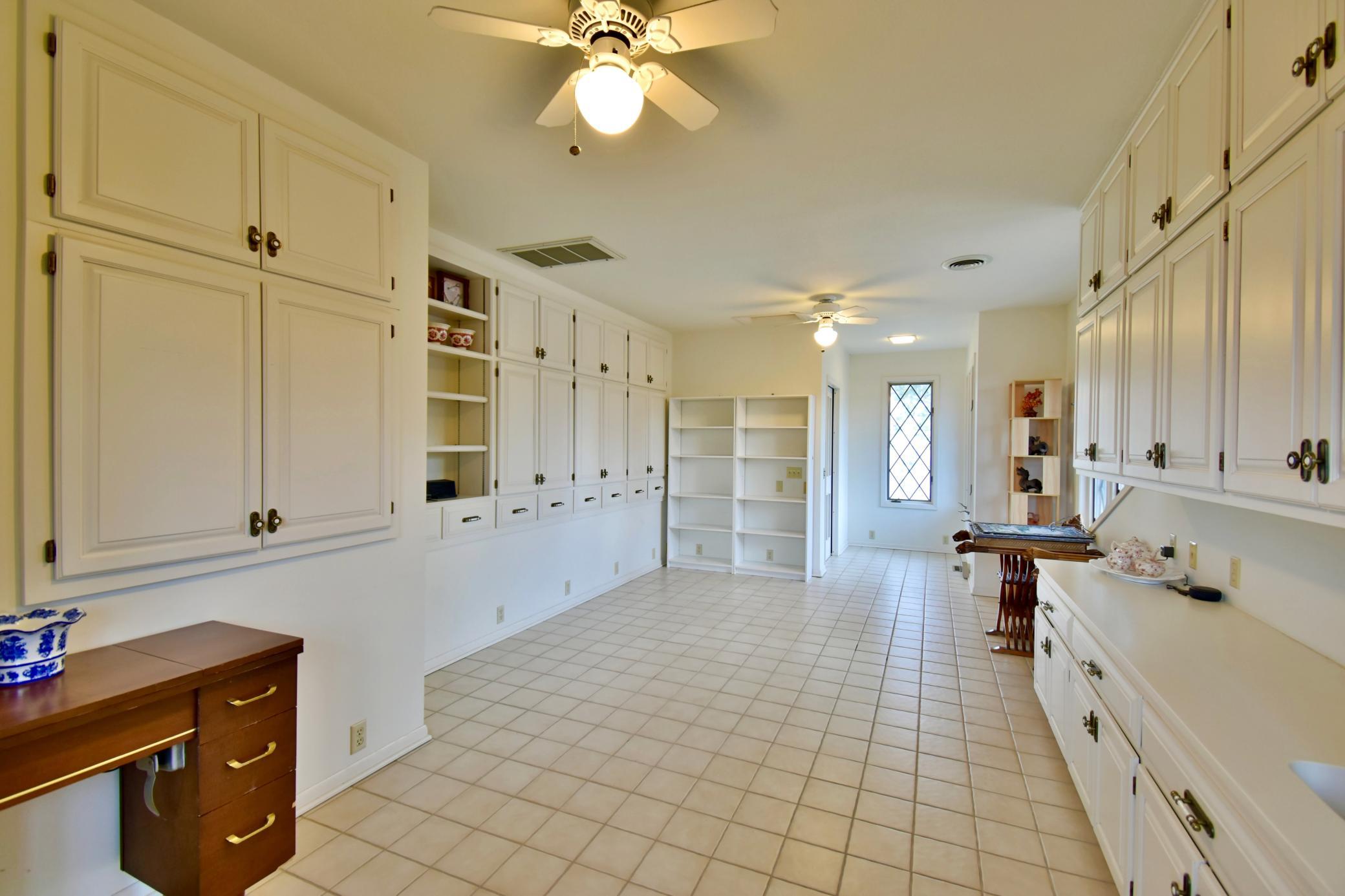 Extra living space, with sink or storage